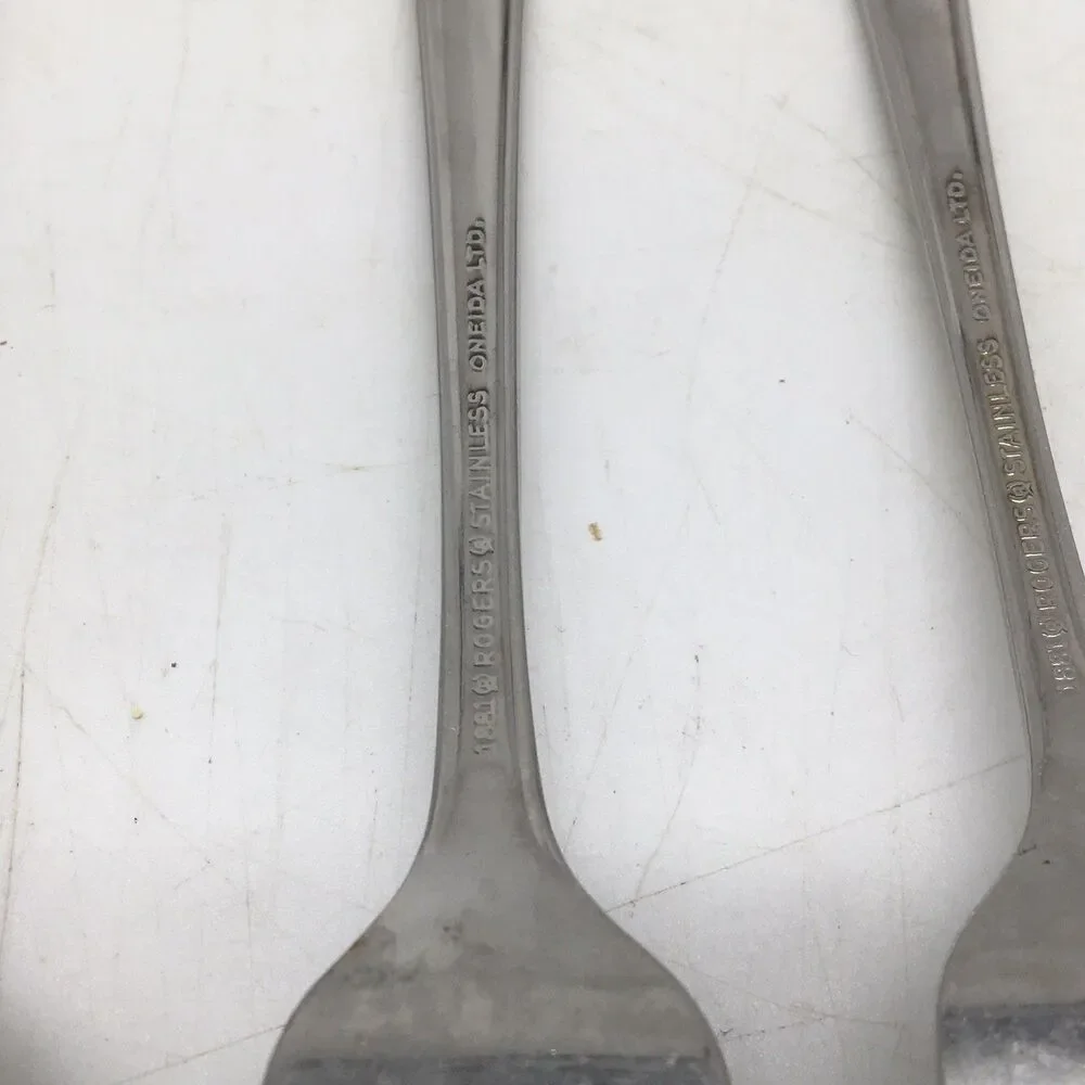 1881 Rogers Oneida BITTERSWEET REPOSE Set Of 8 Dinner Forks Teaspoon Knife Salad